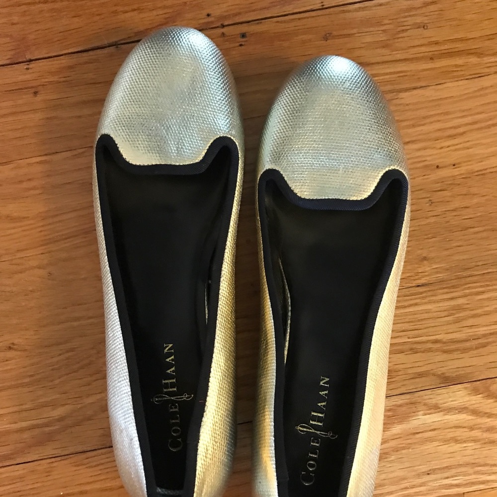 Ladies shoes